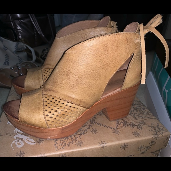 Free People Loveland Ankle Boot - Picture 3 of 5